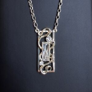 NEW MMCRYSTAL Statement Necklace with Swarovski Elements Pendant